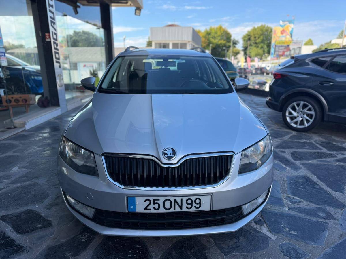 skoda-octavia-break-2014-diesel-1598cc
