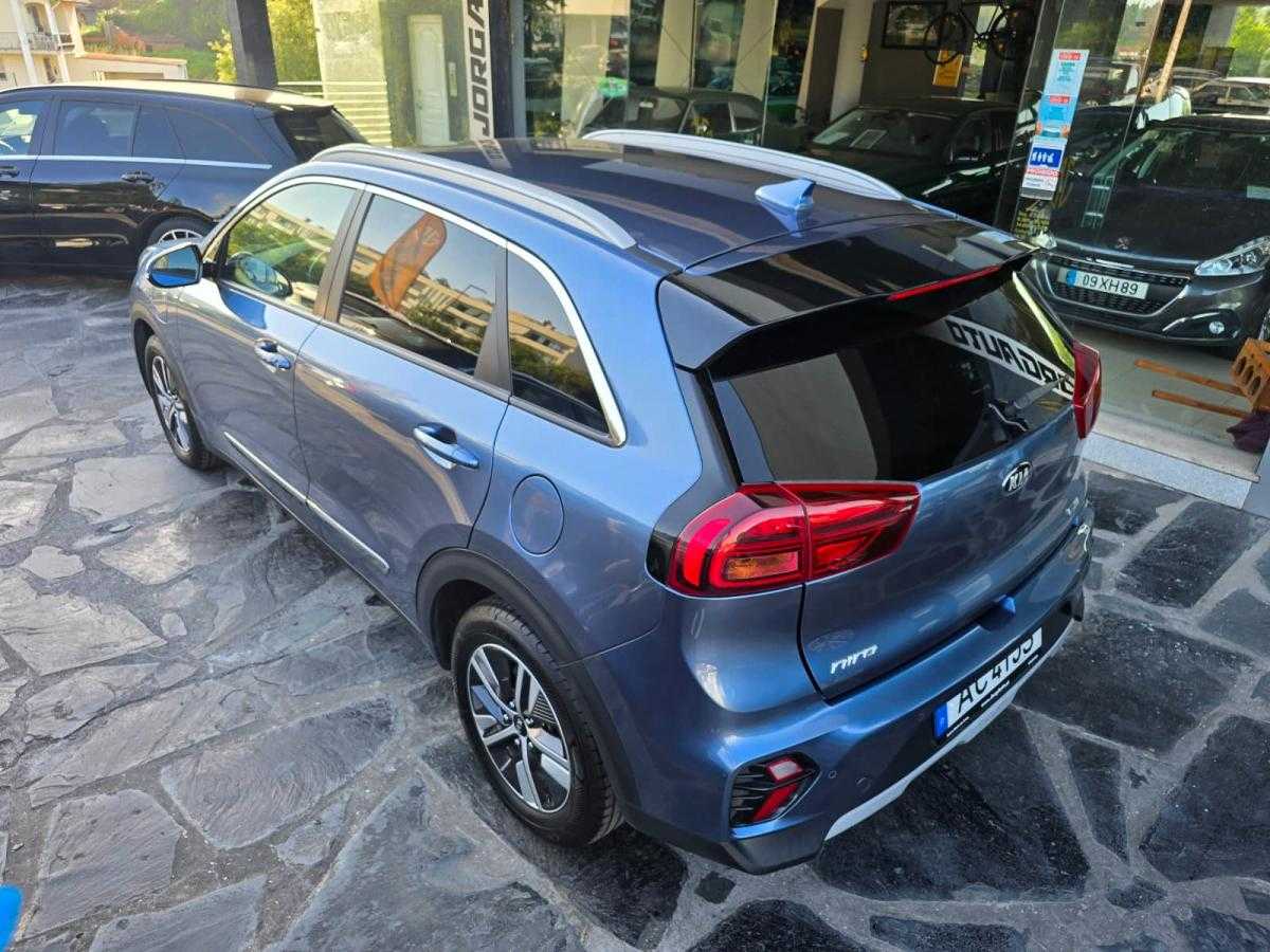 kia-niro-2020-hibrido-a-gasolina-1580cc