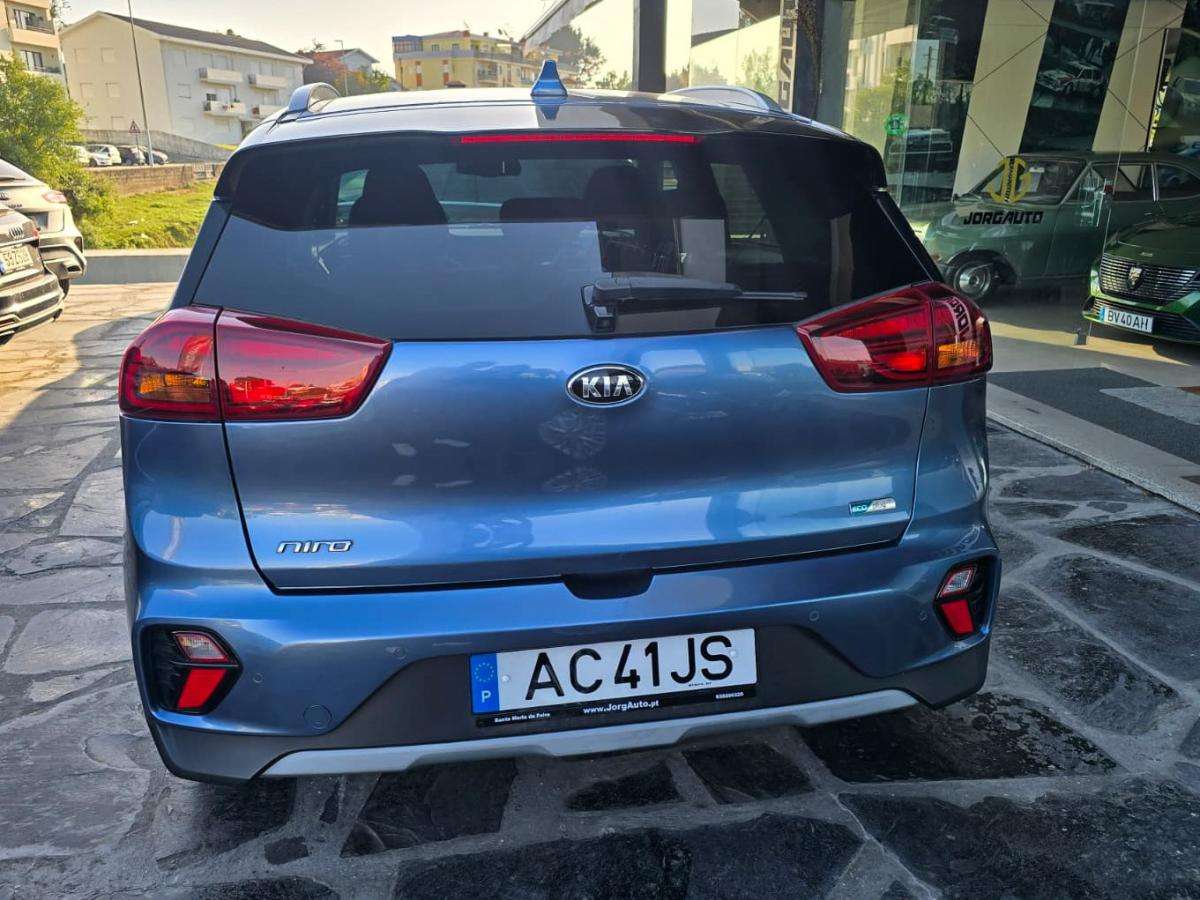 kia-niro-2020-hibrido-a-gasolina-1580cc
