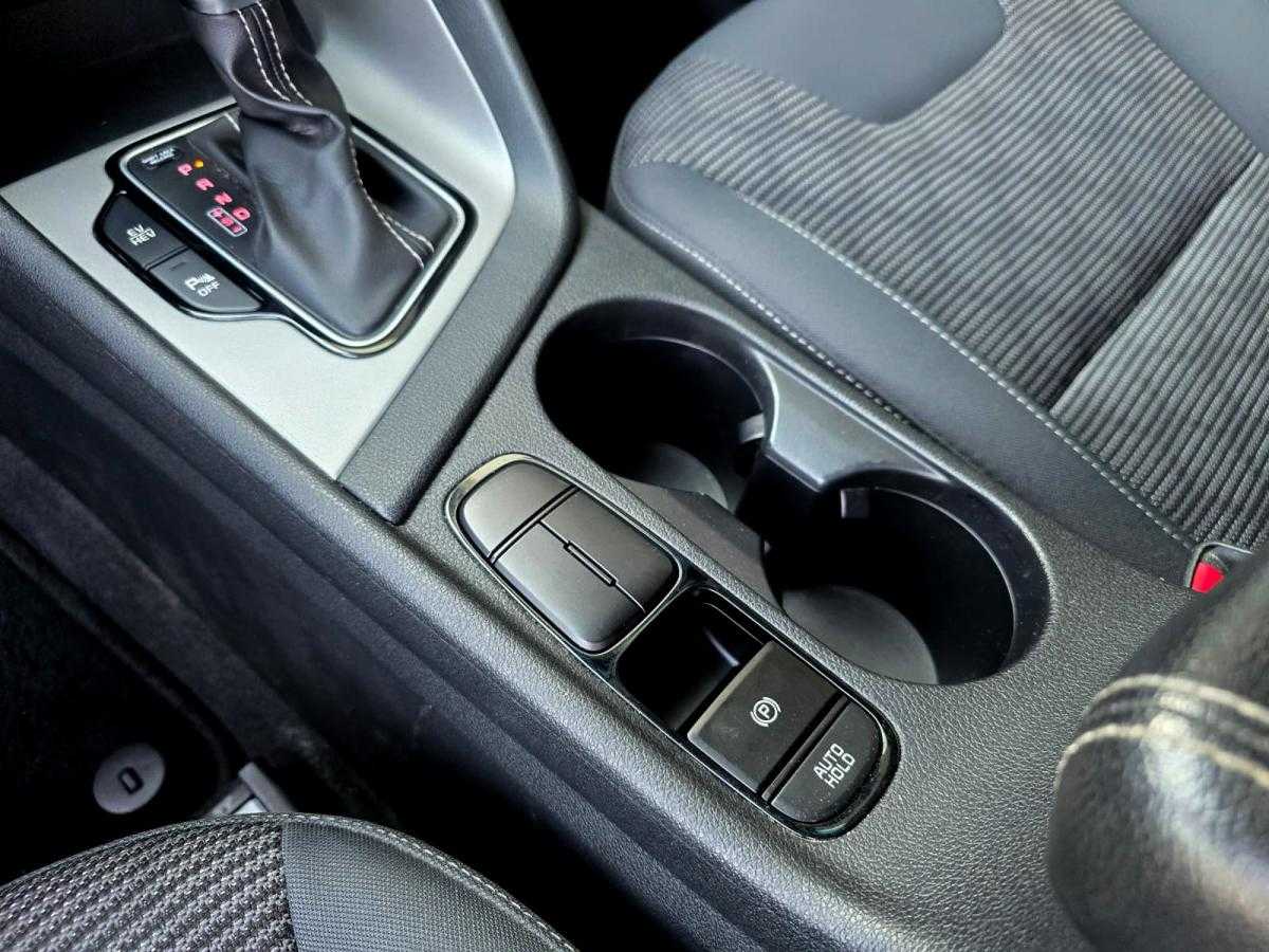 kia-niro-2020-hibrido-a-gasolina-1580cc