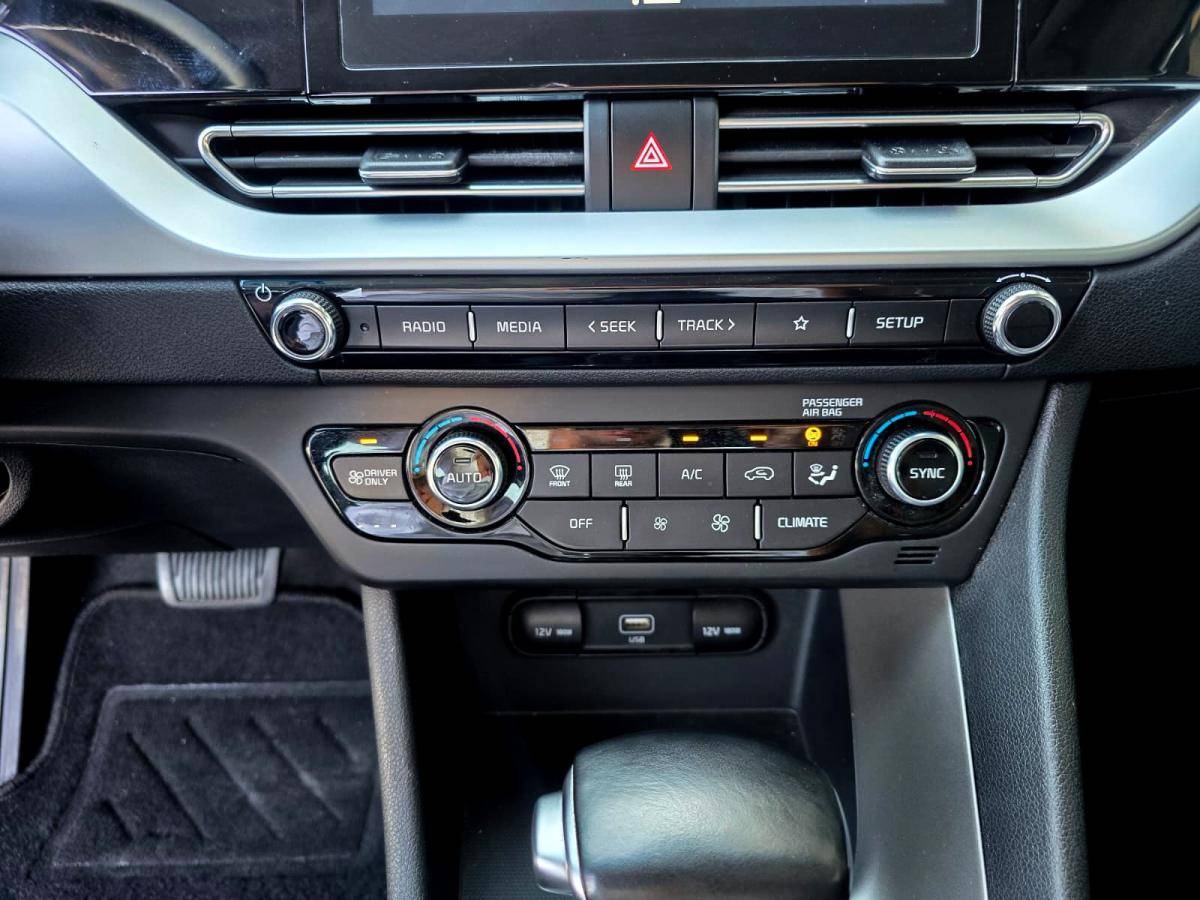 kia-niro-2020-hibrido-a-gasolina-1580cc