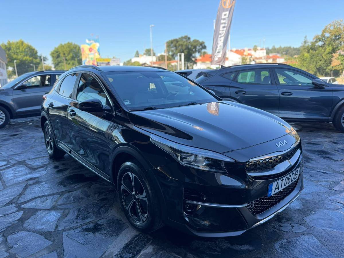 kia-xceed-2022-hibrido-a-gasolina-1580cc