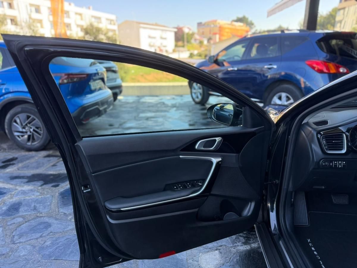kia-xceed-2022-hibrido-a-gasolina-1580cc