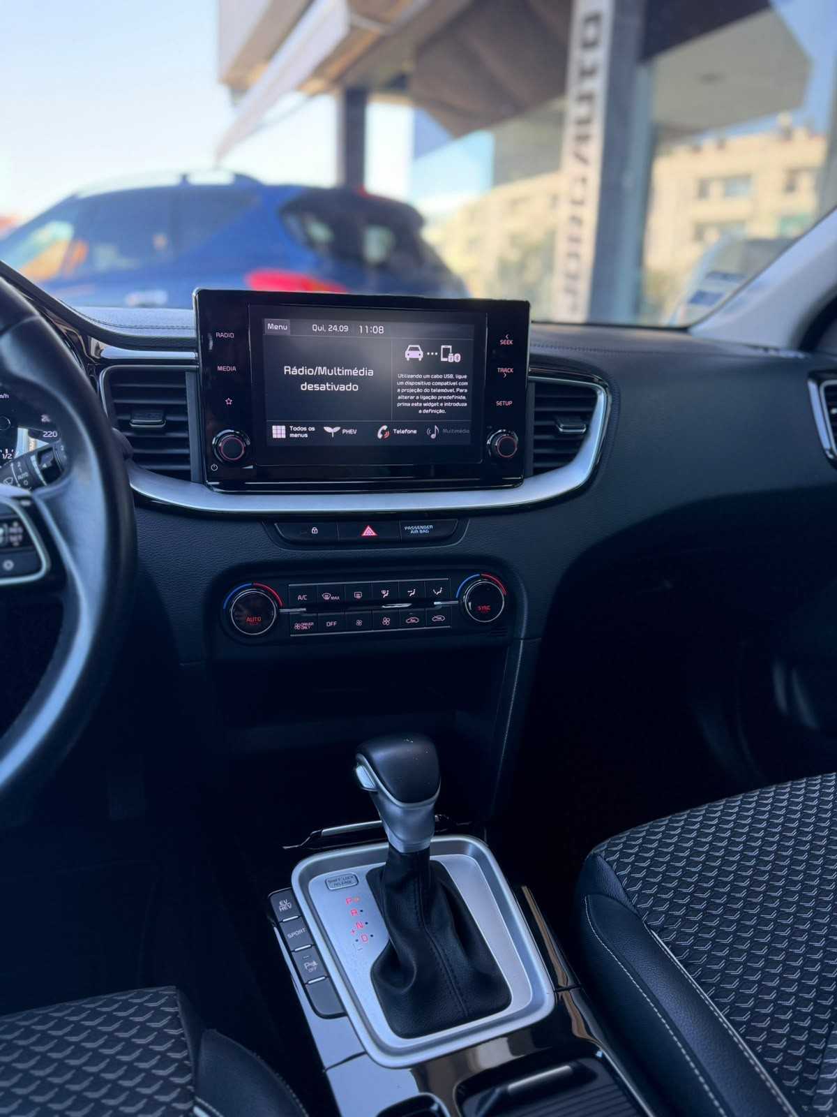 kia-xceed-2022-hibrido-a-gasolina-1580cc