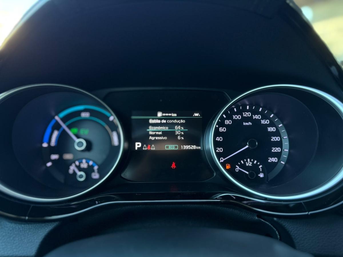 kia-xceed-2022-hibrido-a-gasolina-1580cc
