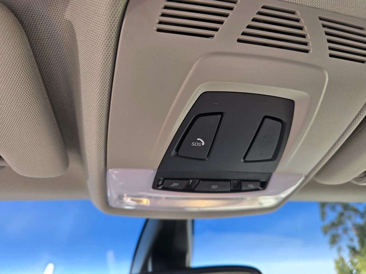 bmw-i3-2016-hibrido-a-gasolina-647cc
