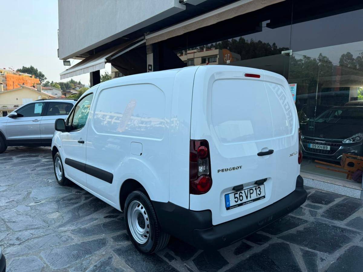 peugeot-partner-2018-diesel-1560cc