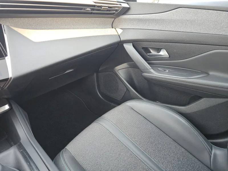 peugeot-308-2021-gasolina-1199cc