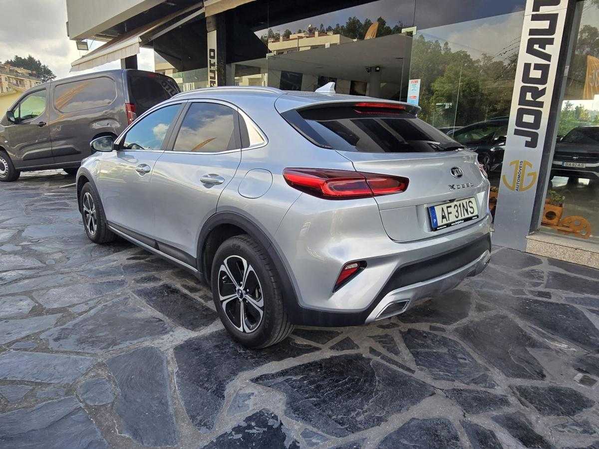 kia-xceed-2021-hibrido-a-gasolina-1580cc