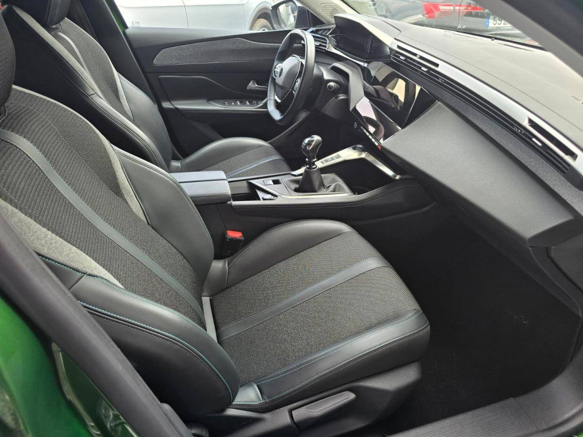 peugeot-308-2021-gasolina-1199cc