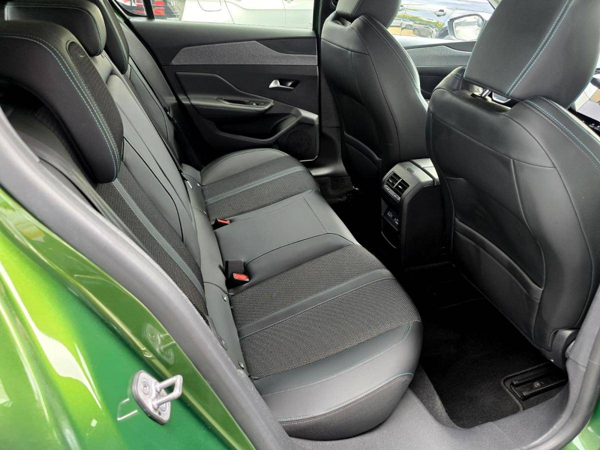 peugeot-308-2021-gasolina-1199cc