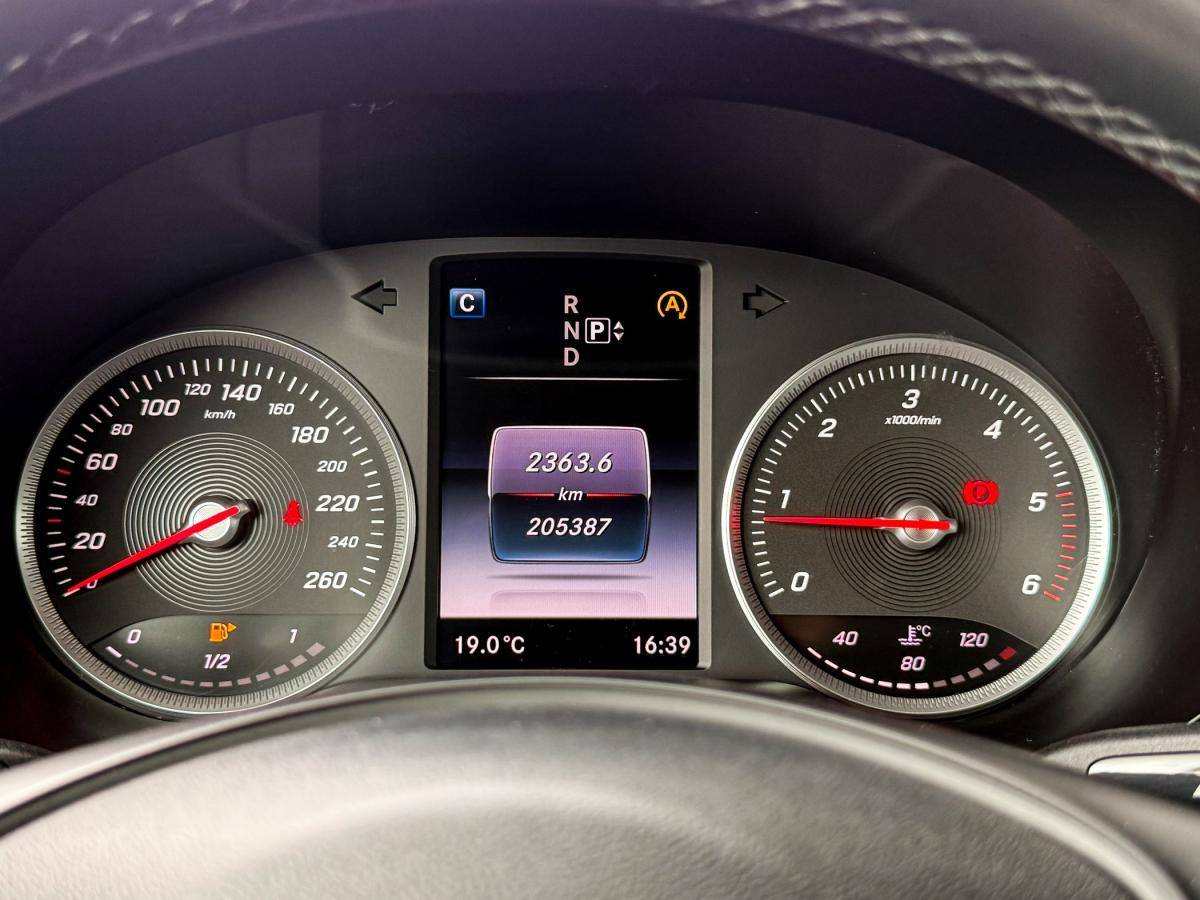 mercedes-benz-classe-c-2015-diesel-2143cc