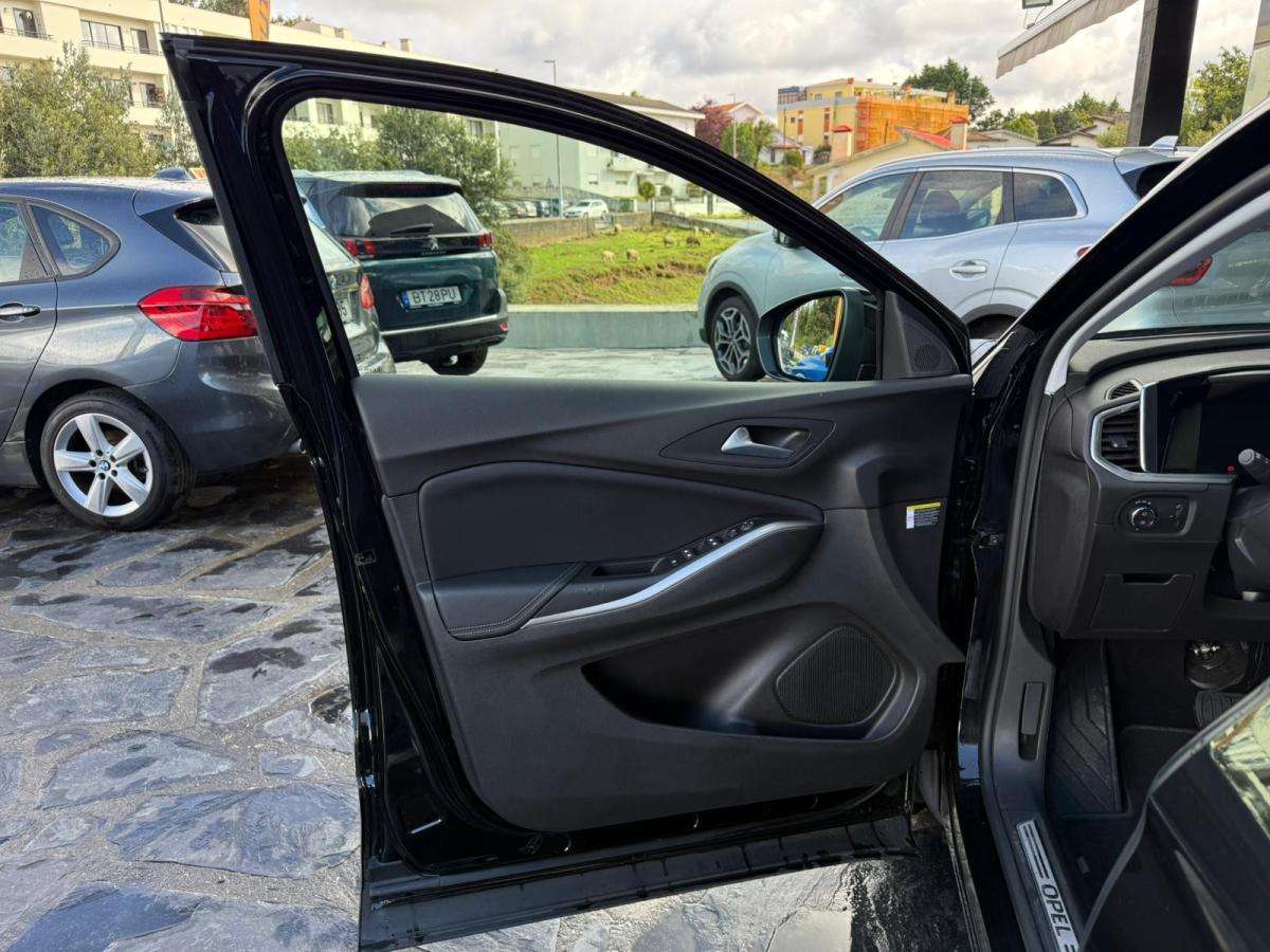 opel-grandland-2022-gasolina-1199cc