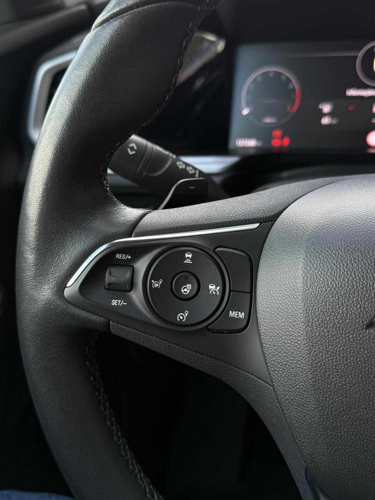 opel-grandland-2022-gasolina-1199cc
