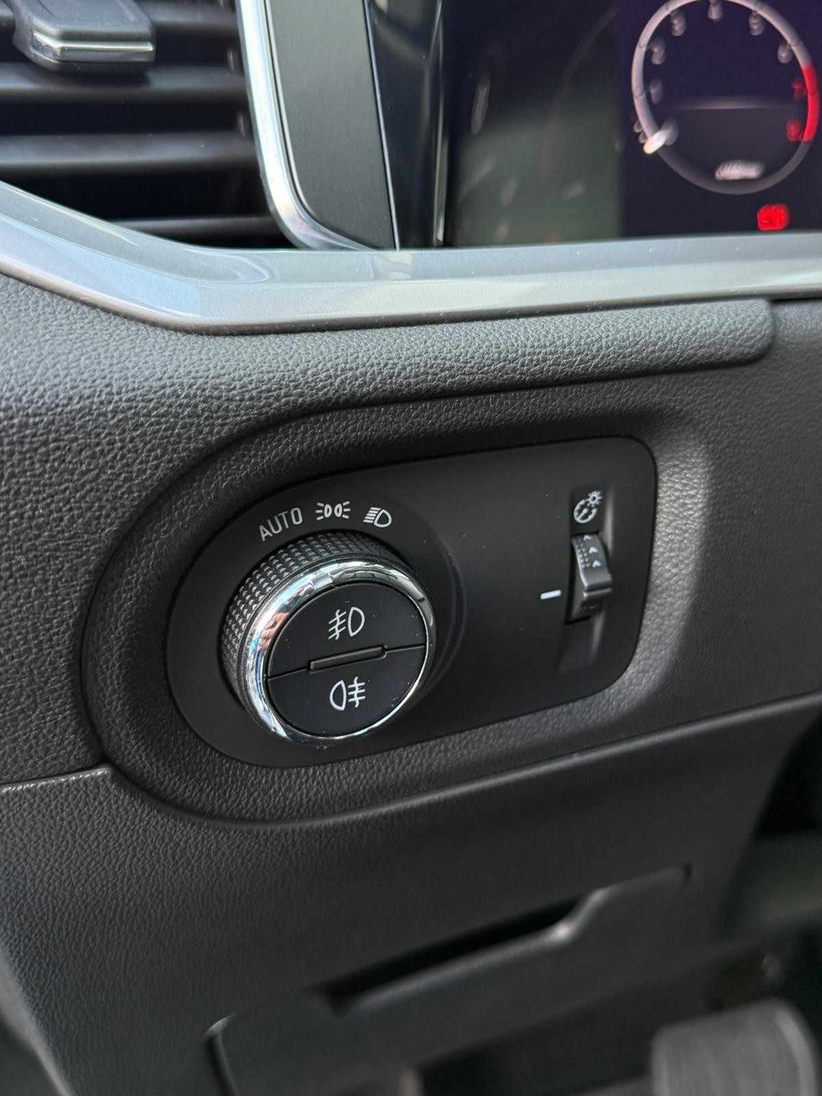 opel-grandland-2022-gasolina-1199cc
