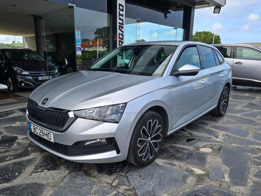 skoda-scala-2023-gasolina-999cc