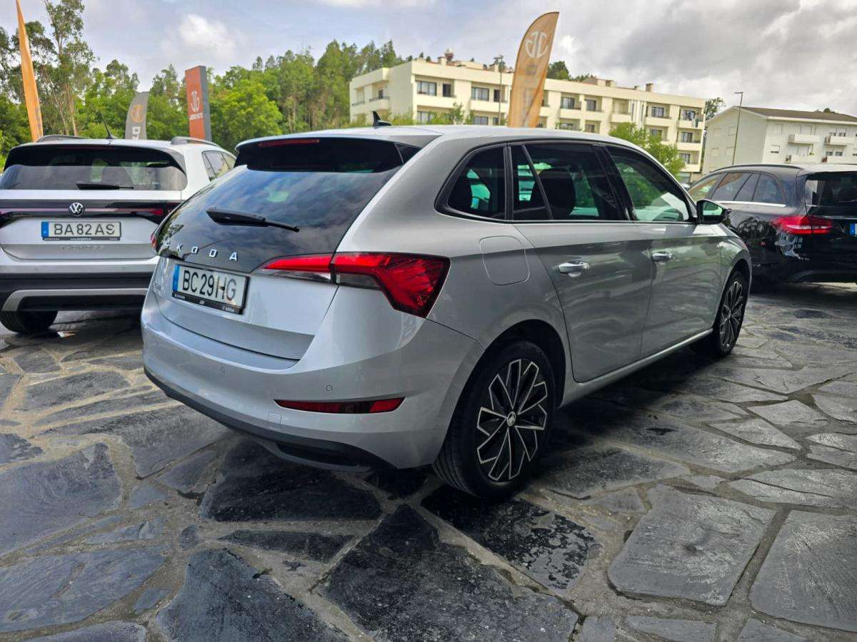 skoda-scala-2023-gasolina-999cc