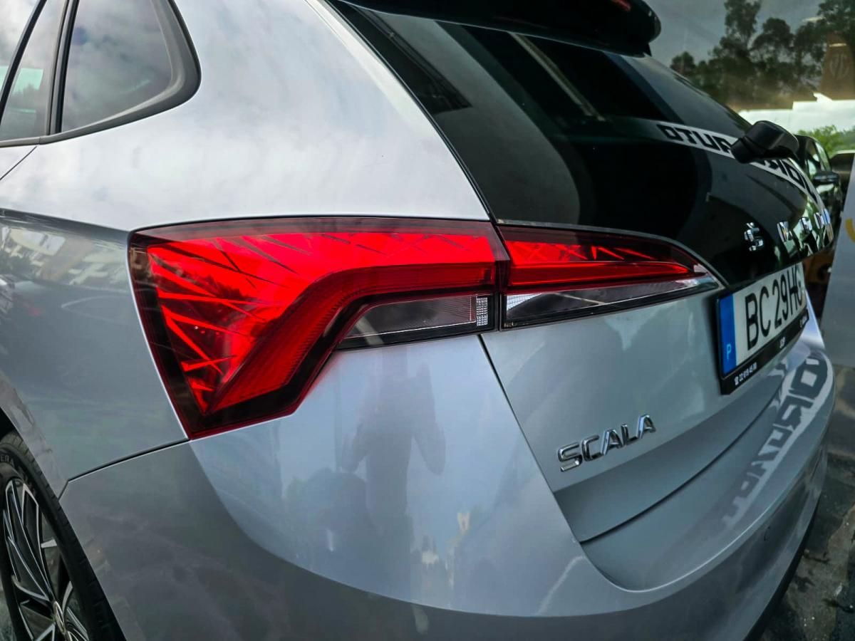 skoda-scala-2023-gasolina-999cc