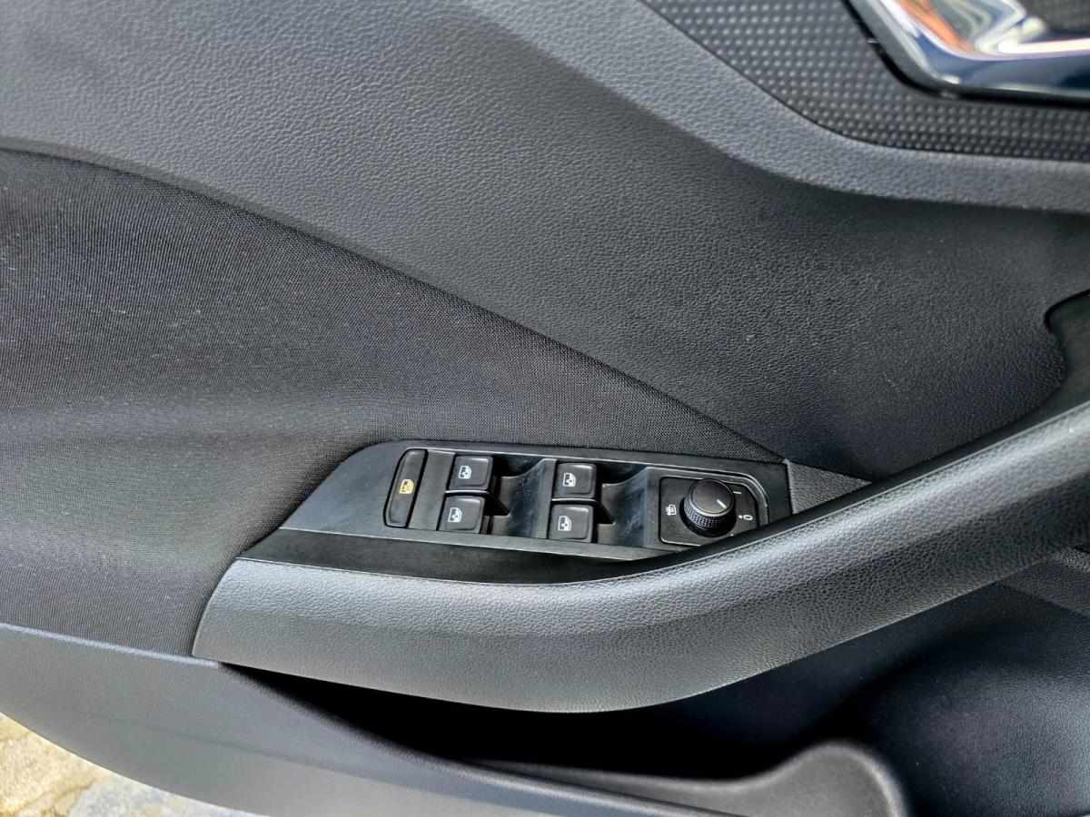 skoda-scala-2023-gasolina-999cc