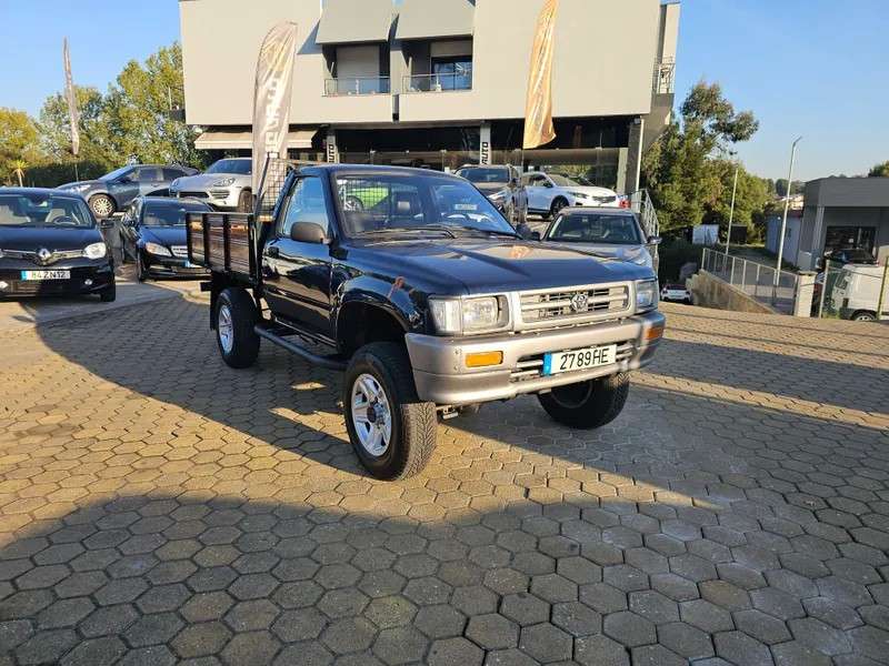 toyota-hilux-1997-diesel-2446cc