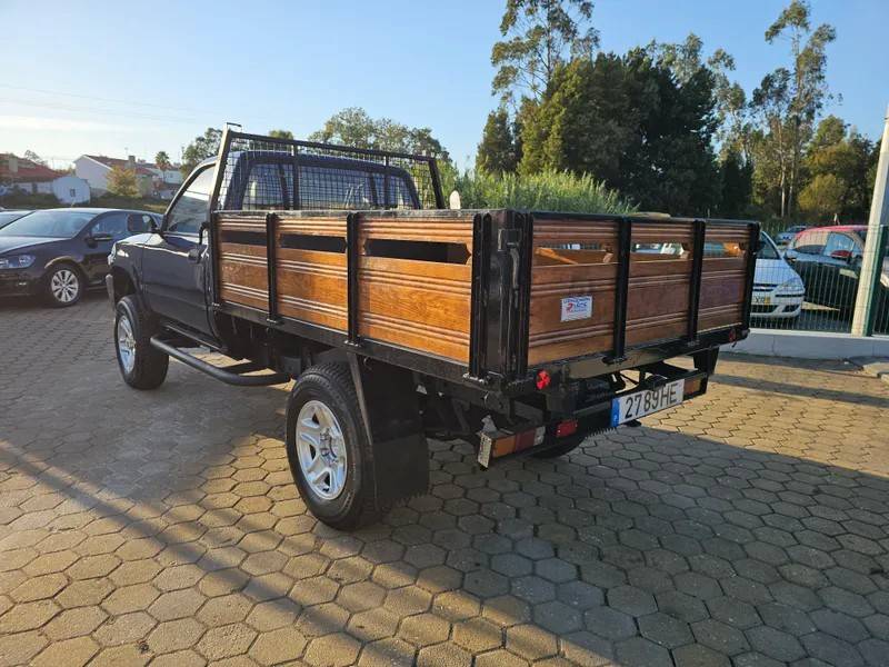 toyota-hilux-1997-diesel-2446cc