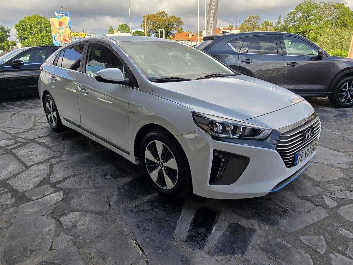 hyundai-ioniq-2018-hibrido-a-gasolina-1580cc
