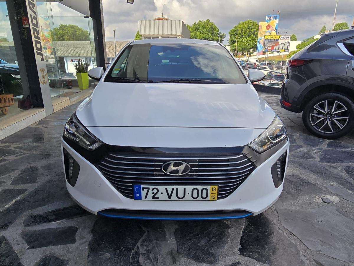 hyundai-ioniq-2018-hibrido-a-gasolina-1580cc