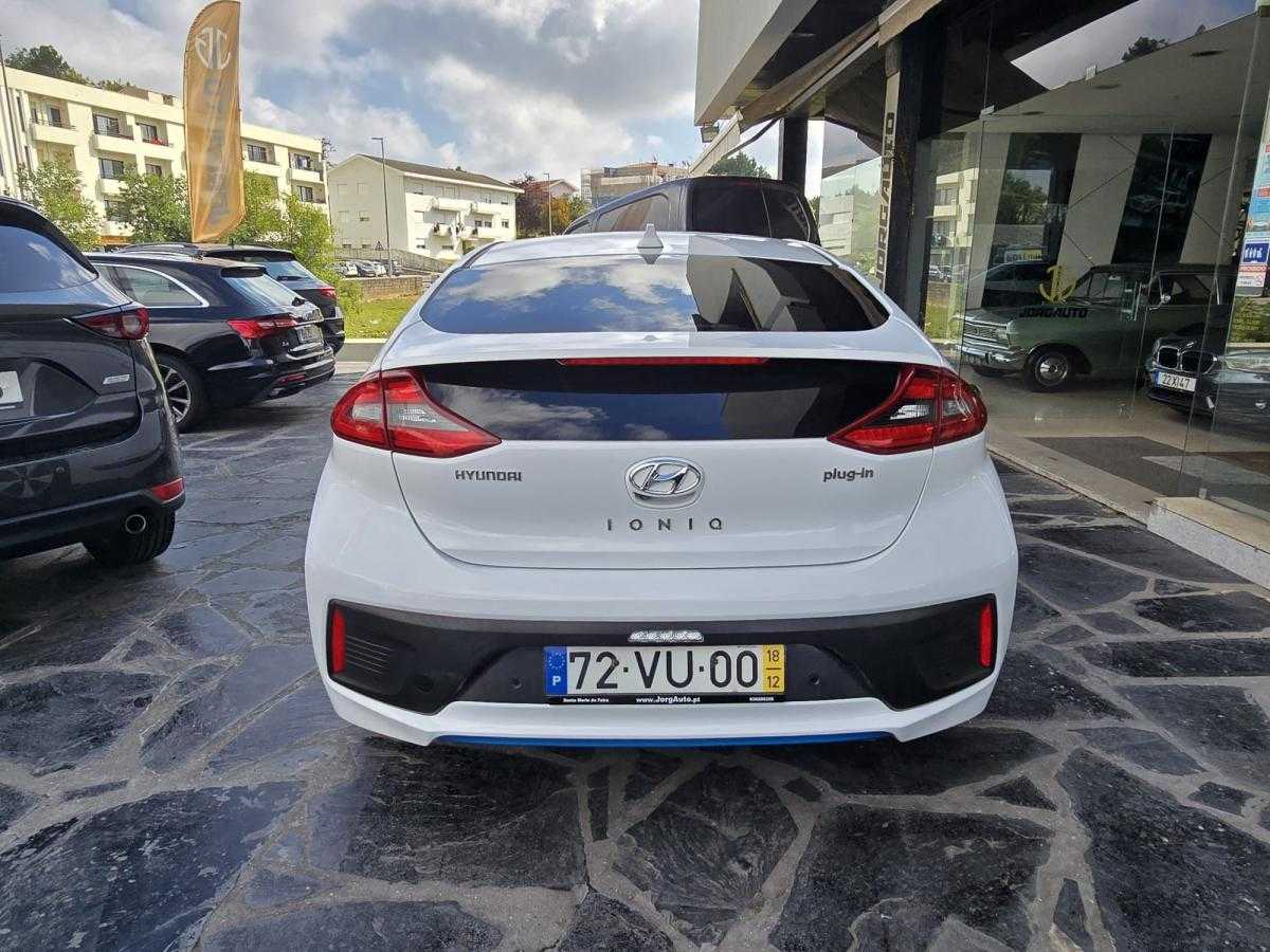 hyundai-ioniq-2018-hibrido-a-gasolina-1580cc