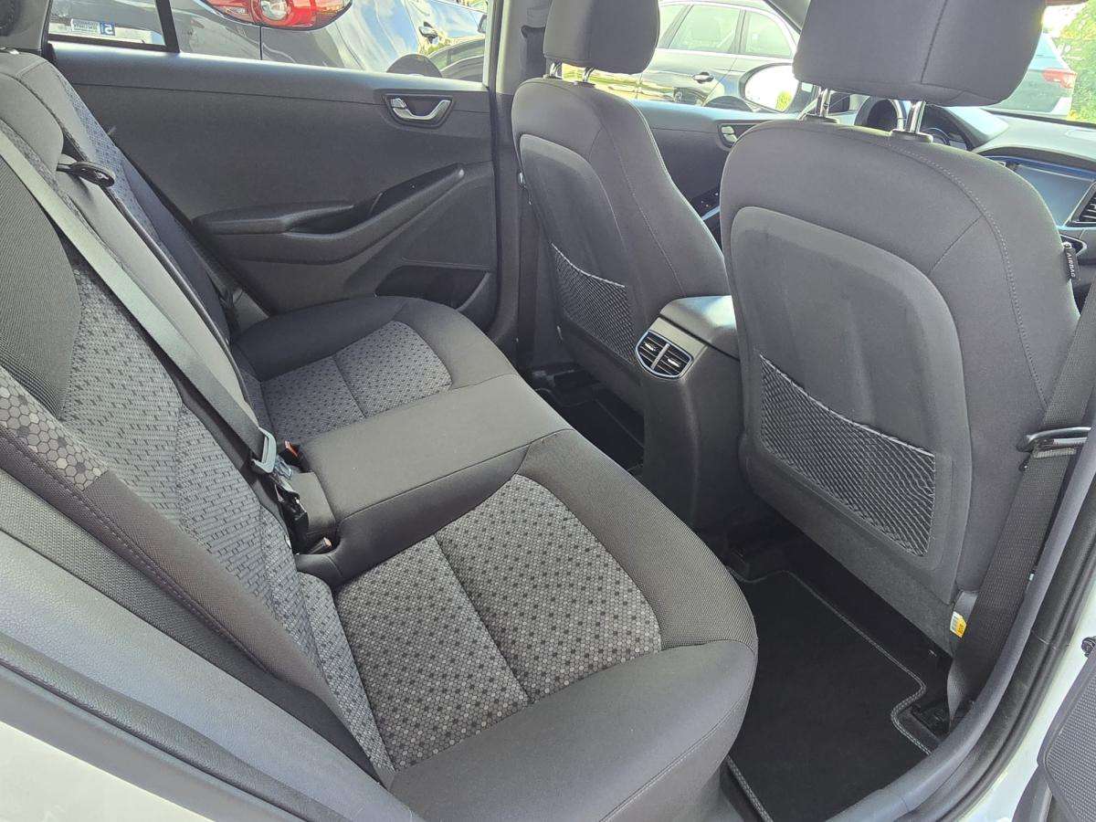 hyundai-ioniq-2018-hibrido-a-gasolina-1580cc