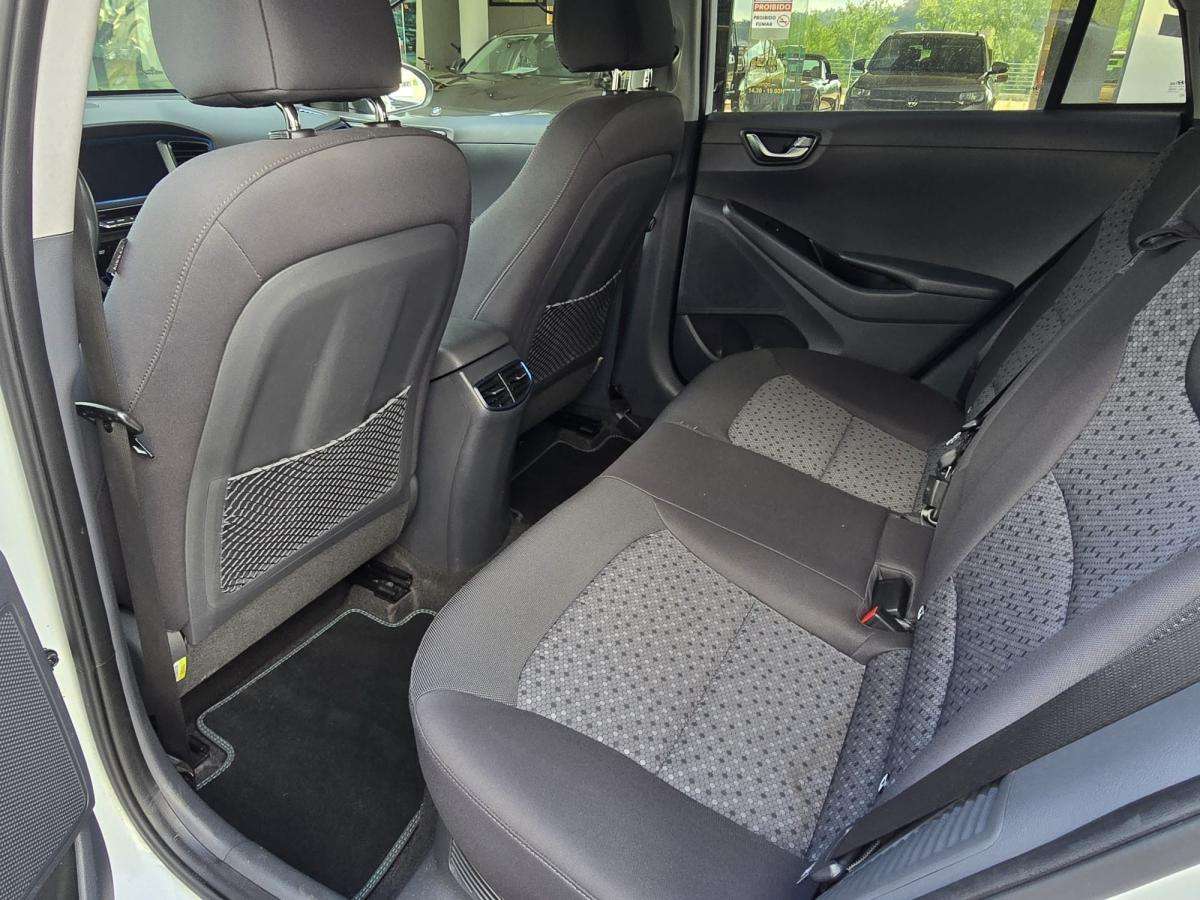 hyundai-ioniq-2018-hibrido-a-gasolina-1580cc