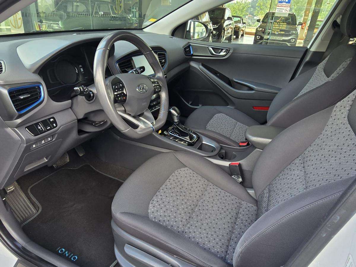 hyundai-ioniq-2018-hibrido-a-gasolina-1580cc
