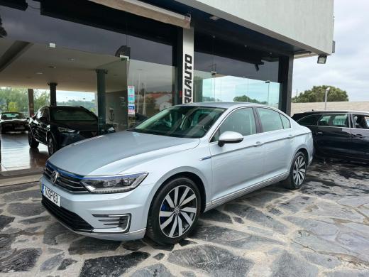 volkswagen-passat-2017-hibrido-a-gasolina-1395cc
