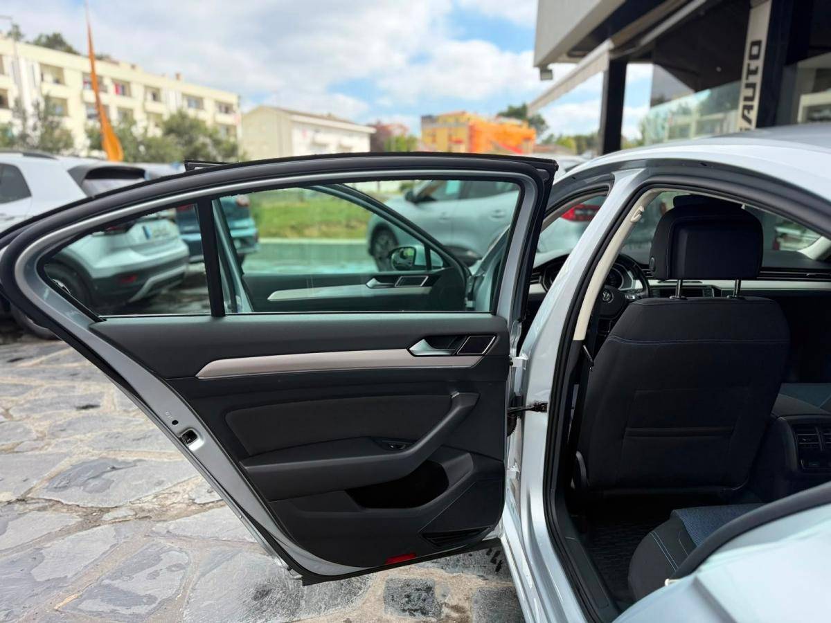 volkswagen-passat-2017-hibrido-a-gasolina-1395cc