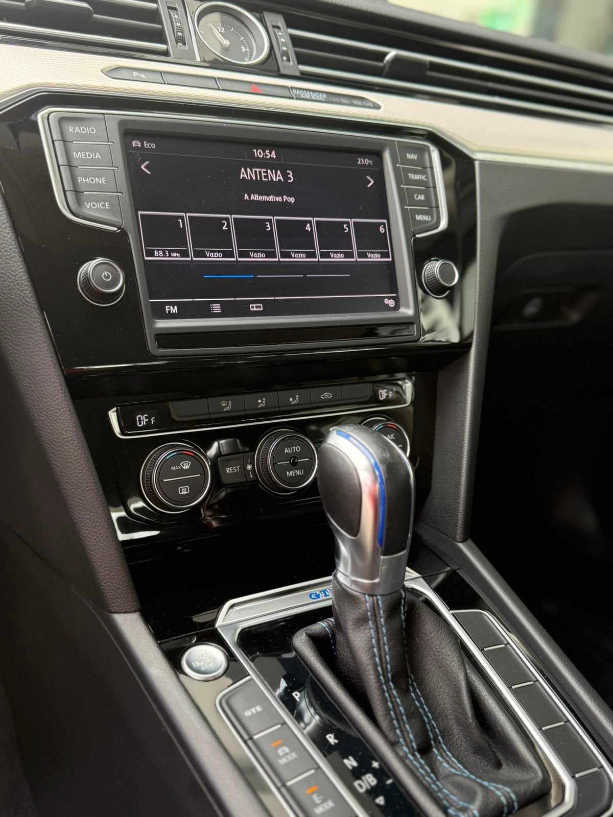 volkswagen-passat-2017-hibrido-a-gasolina-1395cc