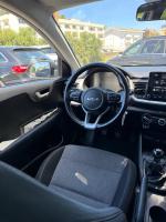kia-stonic-2023-gasolina-1197cc