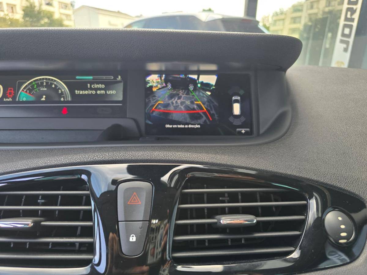 renault-grand-scenic-2016-diesel-1598cc
