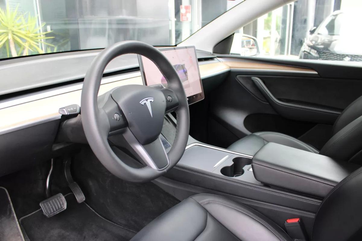 tesla-model-y-2024-eletrico-0cc