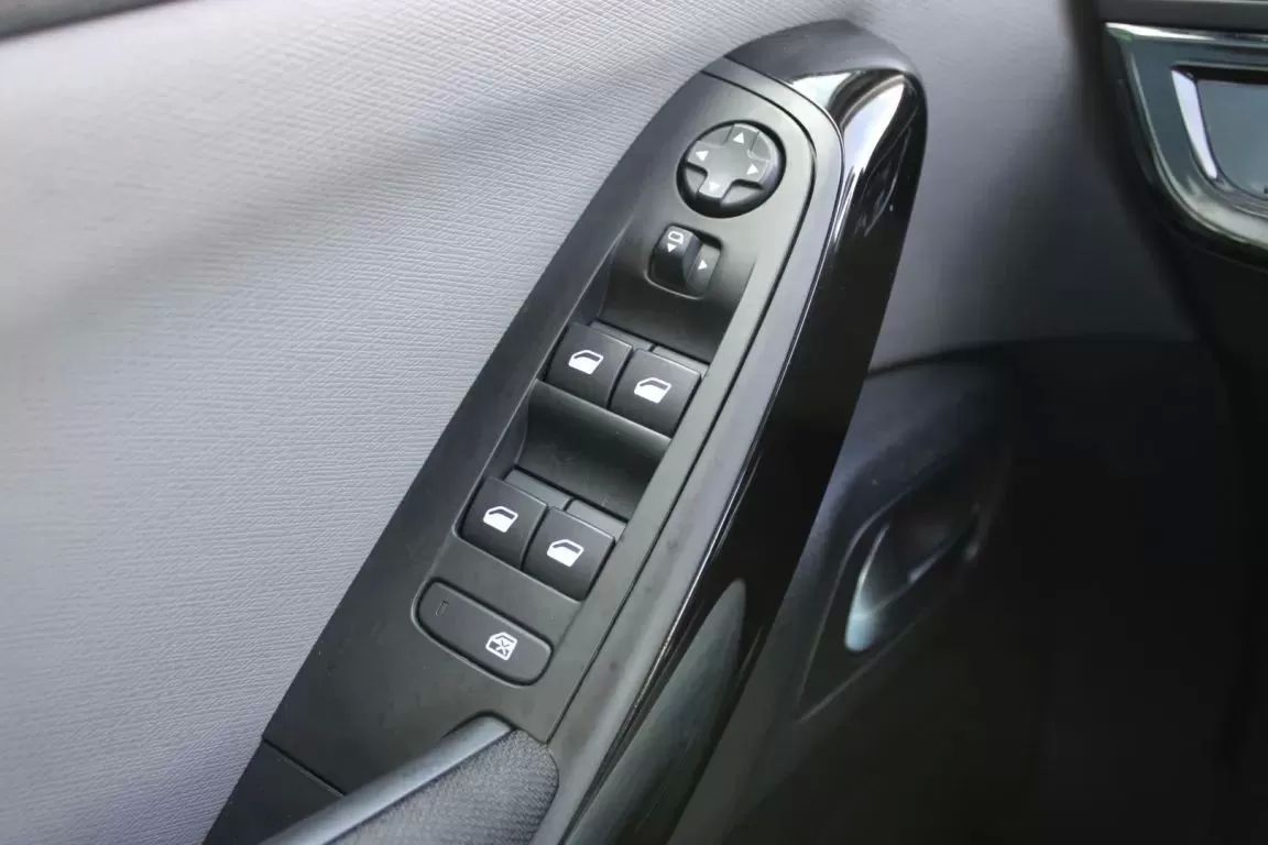 citroen-c4-2019-diesel-1499cc