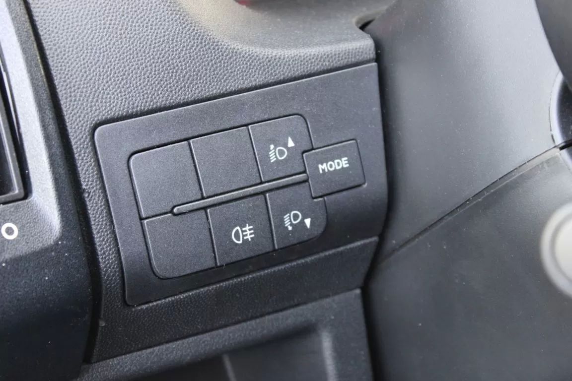 peugeot-boxer-2015-diesel-2198cc