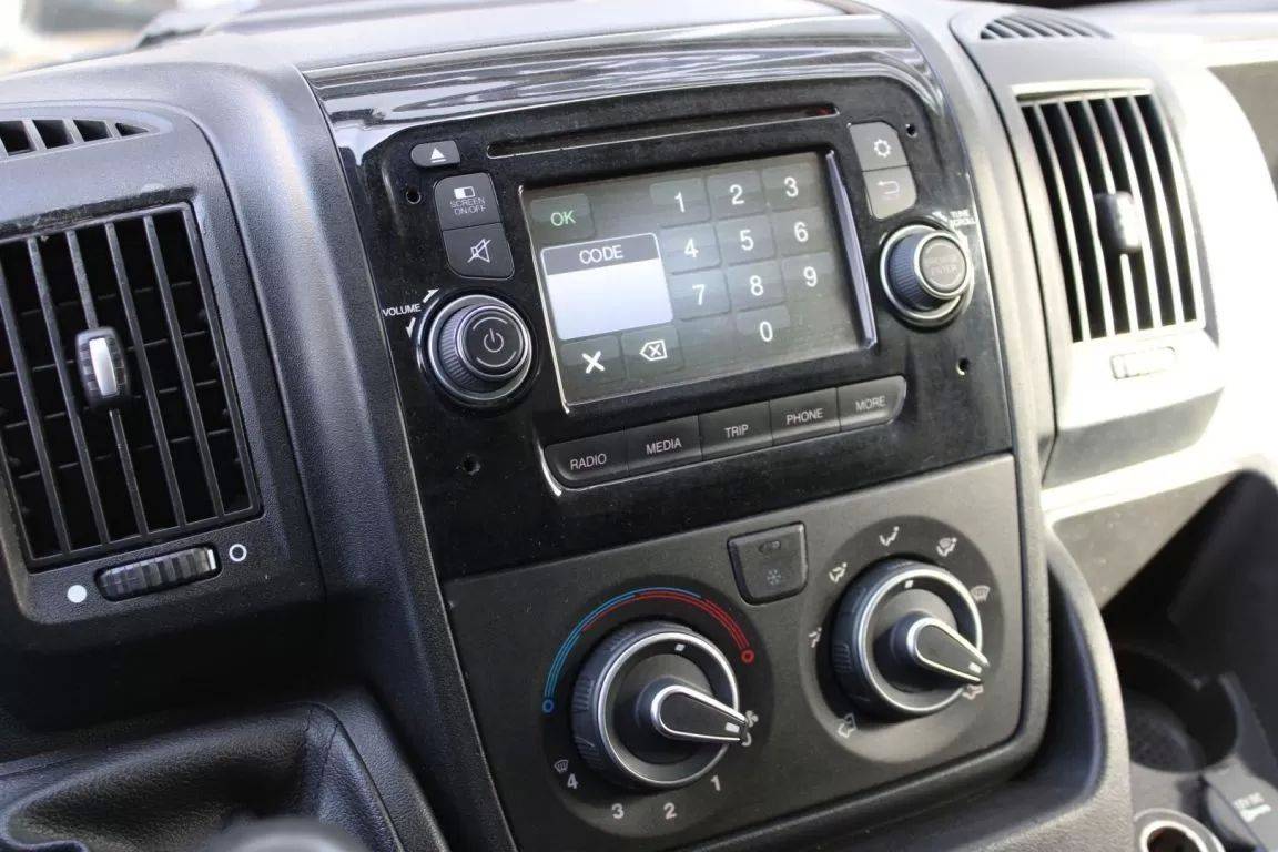 peugeot-boxer-2015-diesel-2198cc
