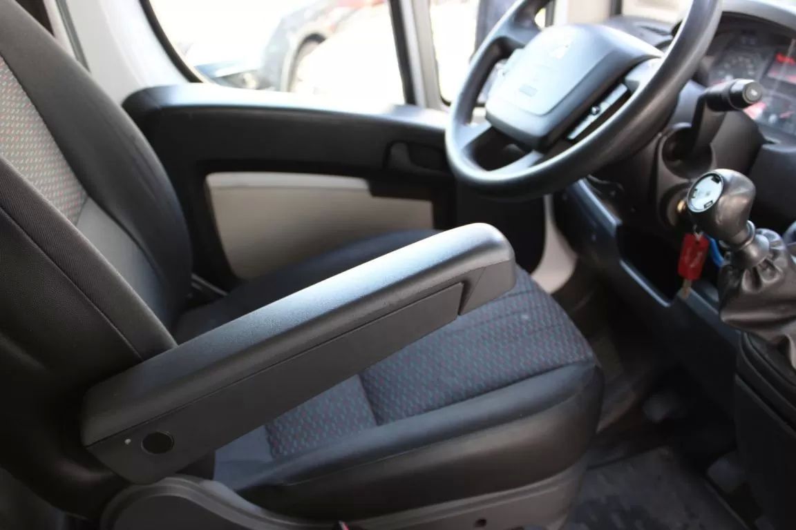 peugeot-boxer-2015-diesel-2198cc
