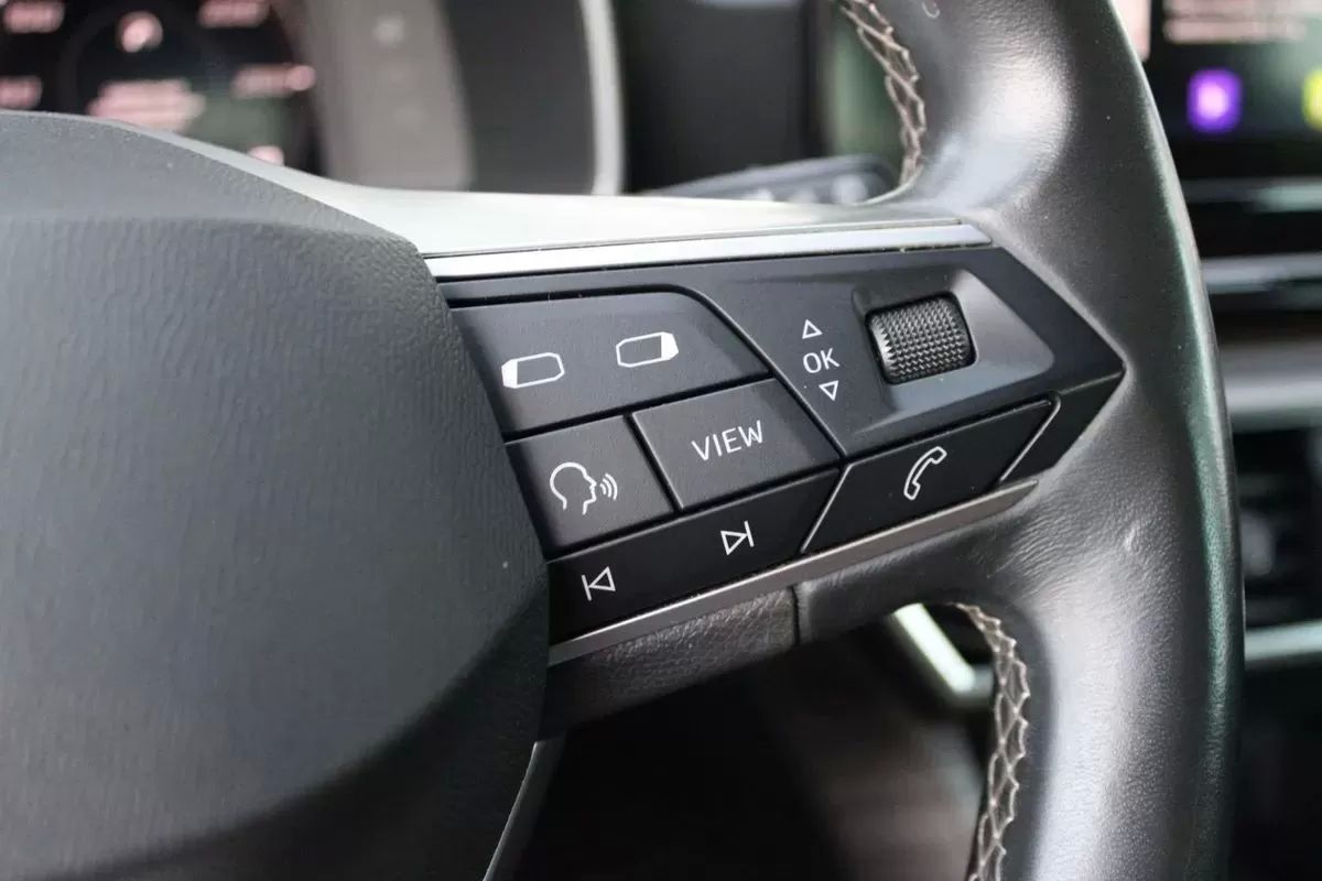 seat-leon-2021-hibrido-1395cc