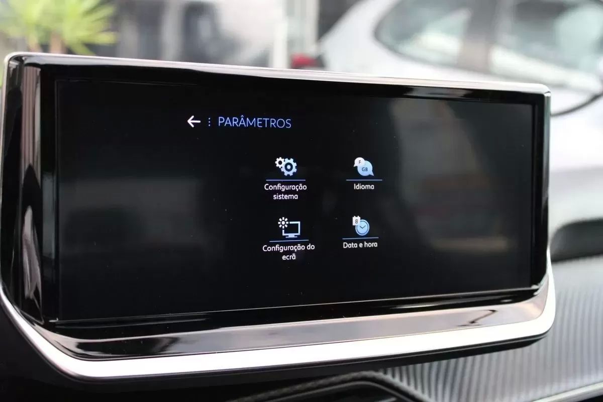 peugeot-208-2024-gasolina-1199cc