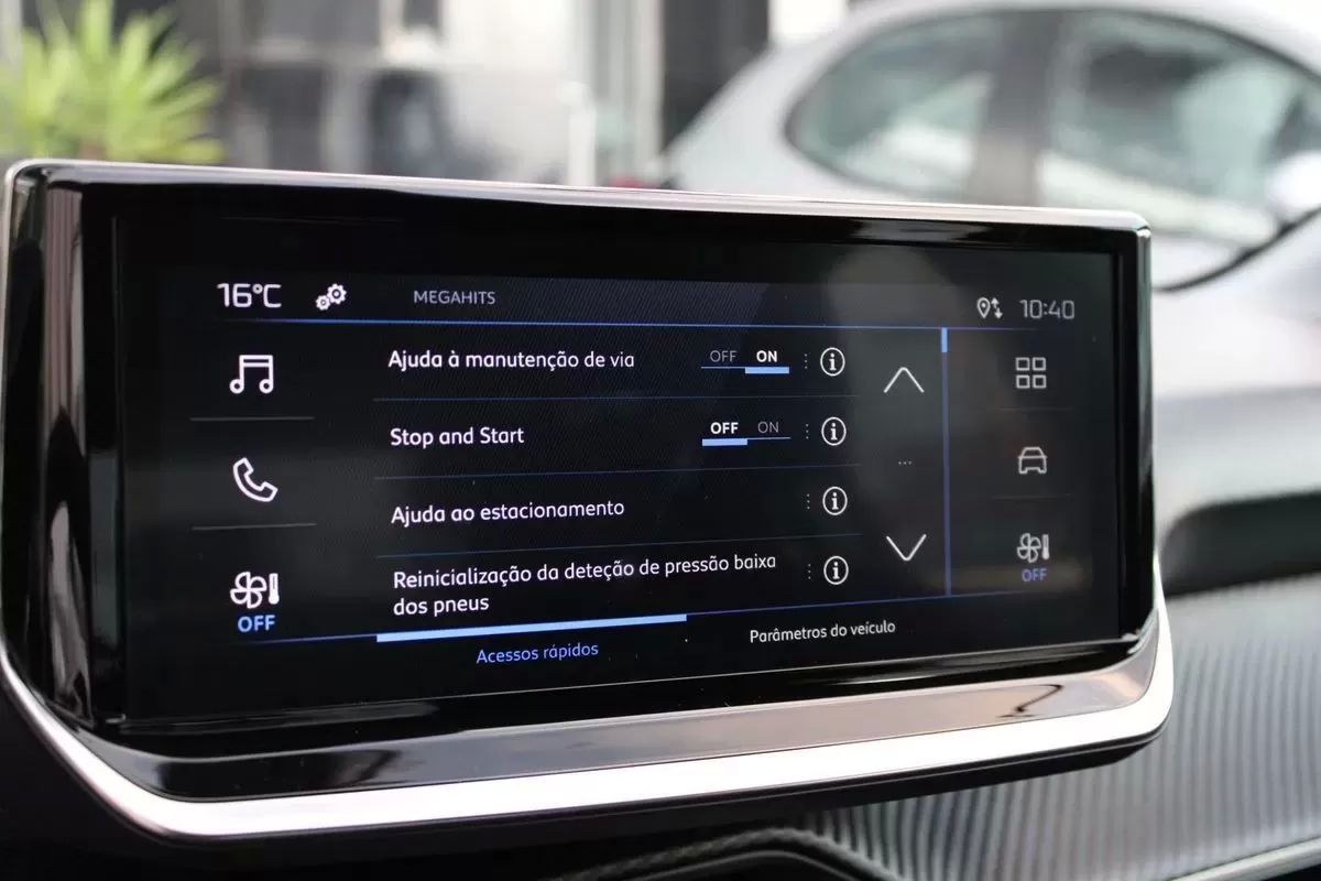 peugeot-208-2024-gasolina-1199cc
