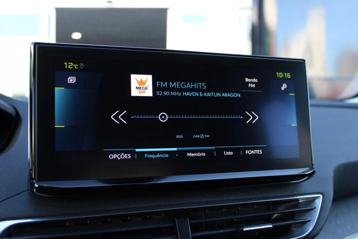 peugeot-3008-2021-hibrido-1598cc