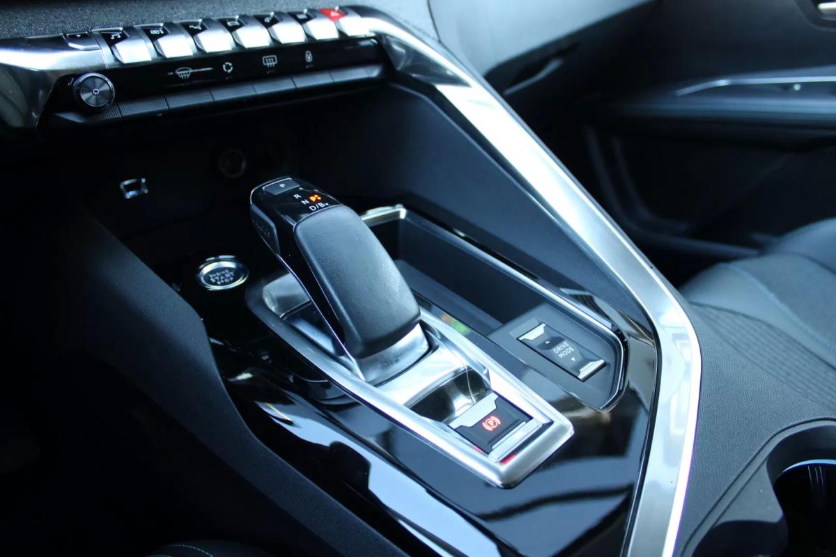 peugeot-3008-2021-hibrido-1598cc