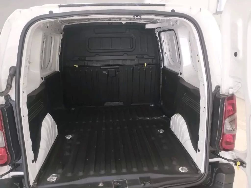 citroen-berlingo-2022-diesel-1499cc