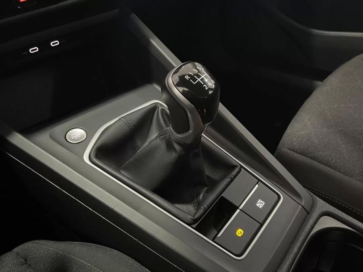 volkswagen-golf-2021-gasolina-999cc