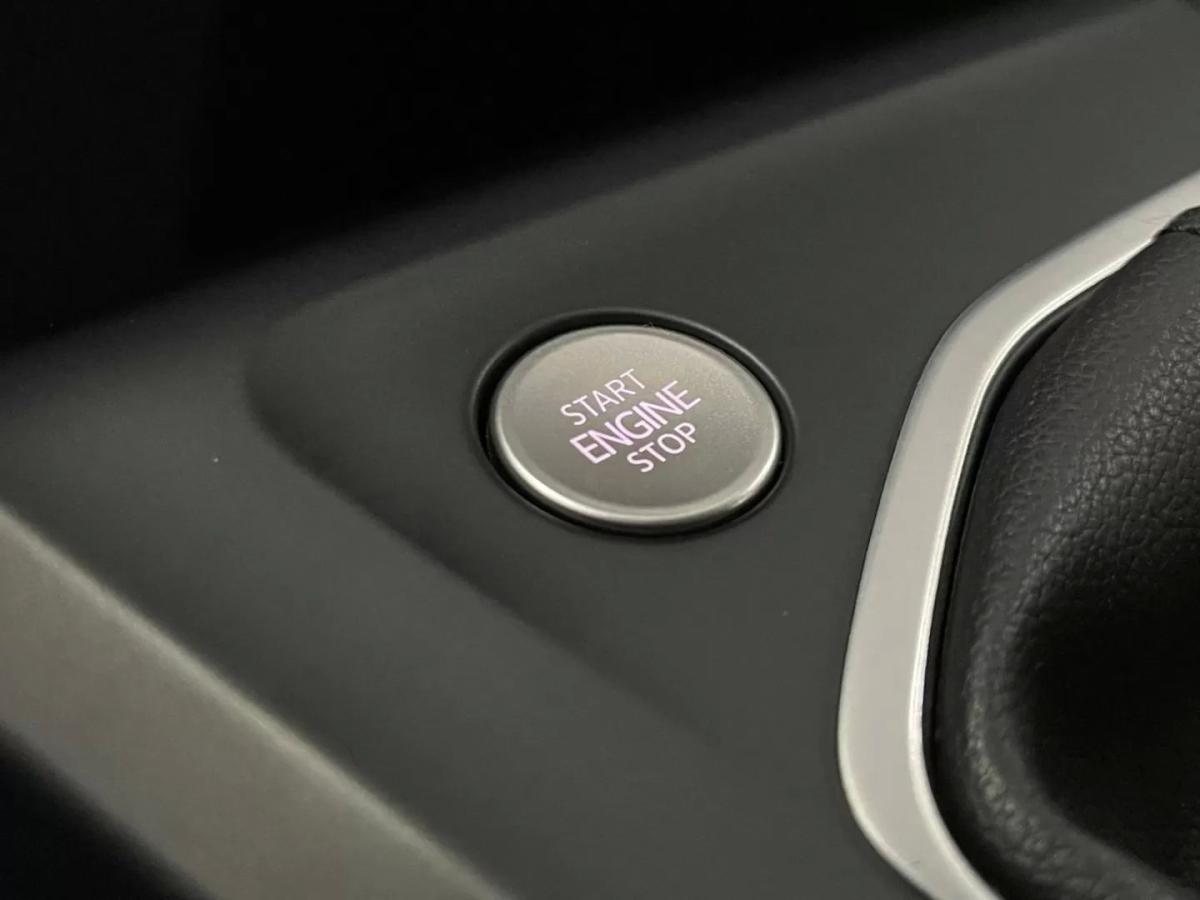 volkswagen-golf-2021-gasolina-999cc