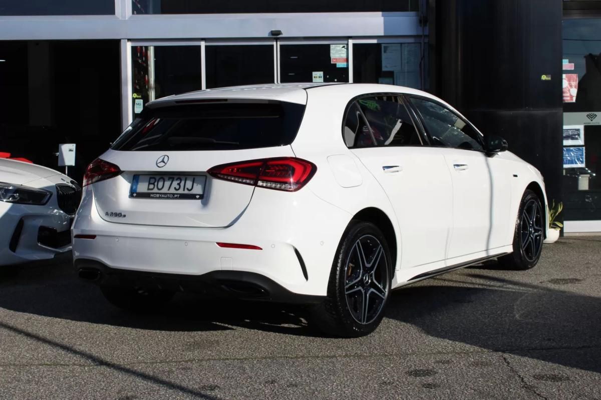 mercedes-benz-classe-a-2020-hibrido-1332cc